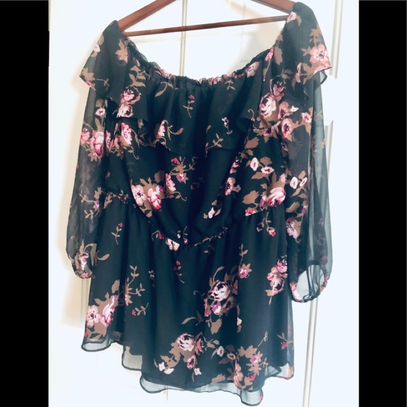 Lane Bryant Off the Shoulder Top - Picture 2 of 6